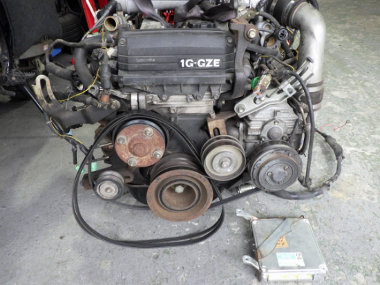クレスタ GX71 ツインカム24 赤ヘッド 1G-GZE スーパーチャージャー エンジン GS131 クラウン GS121 GX81 マーク2 チェイサー ［J］ の画像