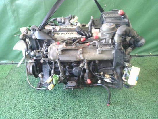 クラウン E-GS131 エンジン EG 869 19000-70152 1G-GZE　ジャンク品 の画像